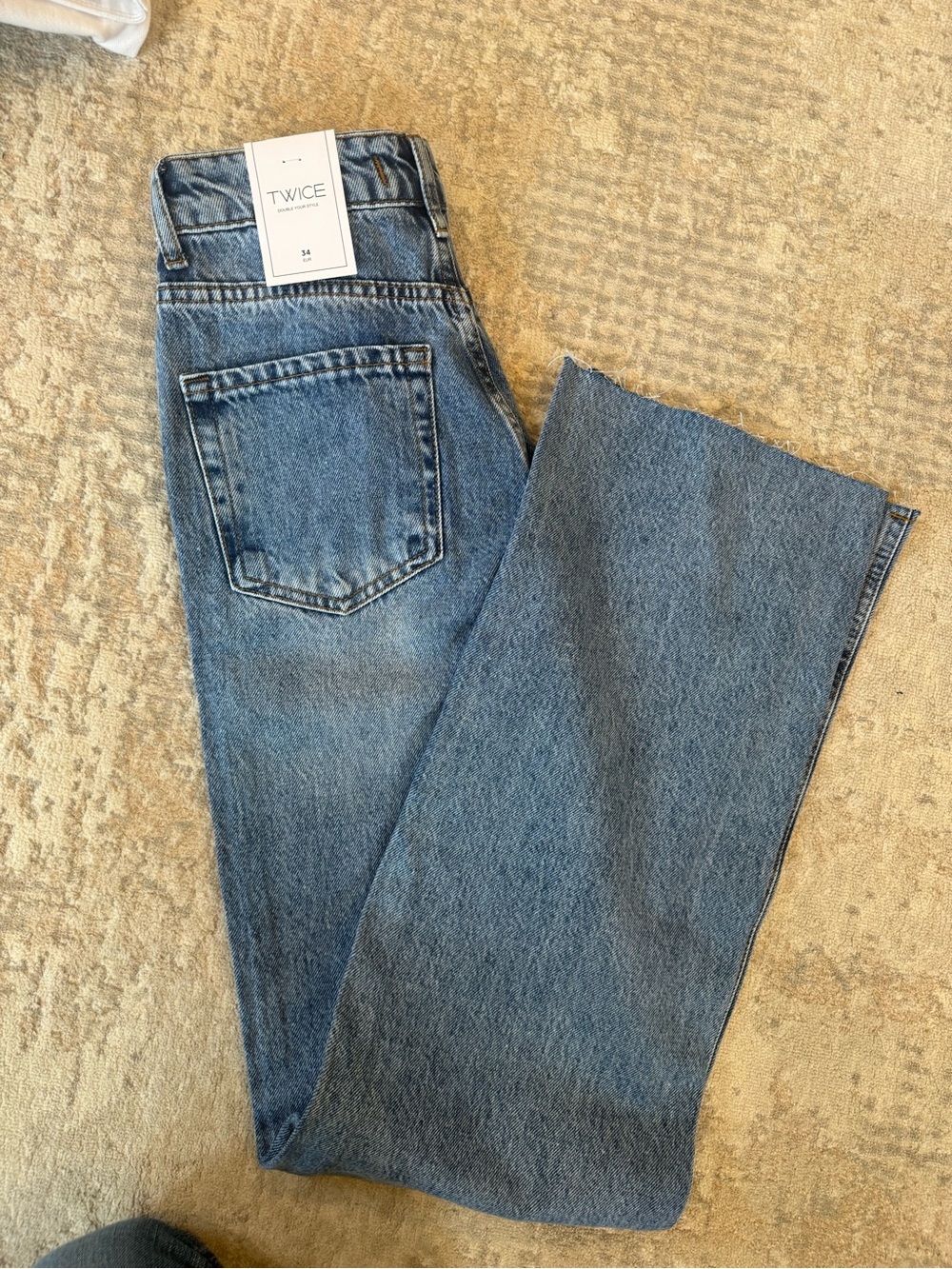 Twice Chic Boutique Women's Straight-Leg Jeans - Medium Blue Wash